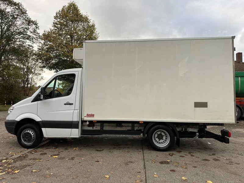 Mercedes-Benz Sprinter 516 luftgef*Tiefkühl*Bi-Temp*EEV*5 Tonner - Dostavno vozilo hladnjača: slika Mercedes-Benz Sprinter 516 luftgef*Tiefkühl*Bi-Temp*EEV*5 Tonner - Dostavno vozilo hladnjača Mercedes-Benz Sprinter 516 luftgef*Tiefkühl*Bi-Temp*EEV*5 Tonner - Dostavno vozilo hladnjača: slika Mercedes-Benz Sprinter 516 luftgef*Tiefkühl*Bi-Temp*EEV*5 Tonner - Dostavno vozilo hladnjača