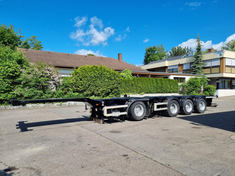 Nooteboom CT-53-04 D 4-Achs Containerchassis Combitrailer CT-53-04 D 4-Achs Containerchassis Combitrailer - Transporter kontejnera/ Poluprikolica s izmjenjivim sanducima: slika Nooteboom CT-53-04 D 4-Achs Containerchassis Combitrailer CT-53-04 D 4-Achs Containerchassis Combitrailer - Transporter kontejnera/ Poluprikolica s izmjenjivim sanducima Nooteboom CT-53-04 D 4-Achs Containerchassis Combitrailer CT-53-04 D 4-Achs Containerchassis Combitrailer - Transporter kontejnera/ Poluprikolica s izmjenjivim sanducima: slika Nooteboom CT-53-04 D 4-Achs Containerchassis Combitrailer CT-53-04 D 4-Achs Containerchassis Combitrailer - Transporter kontejnera/ Poluprikolica s izmjenjivim sanducima
