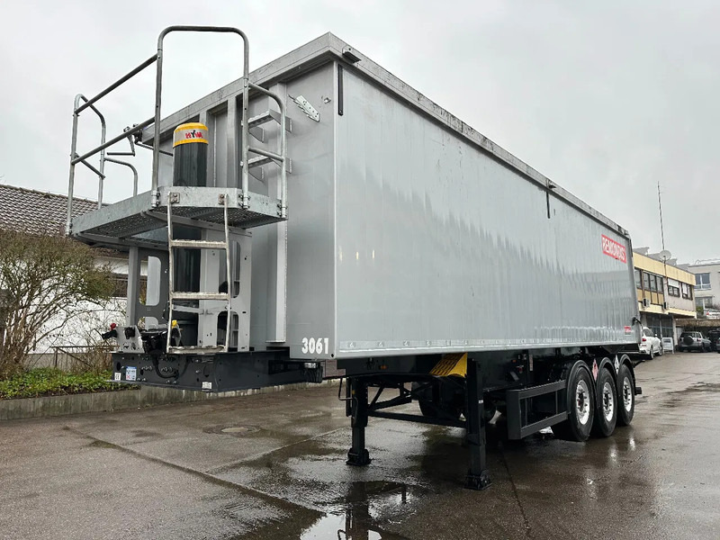 Langendorf SKA24/30*TÜV NEU!*45m³*Getreide VOLLALU Kipper - Poluprikolica: slika Langendorf SKA24/30*TÜV NEU!*45m³*Getreide VOLLALU Kipper - Poluprikolica Langendorf SKA24/30*TÜV NEU!*45m³*Getreide VOLLALU Kipper - Poluprikolica: slika Langendorf SKA24/30*TÜV NEU!*45m³*Getreide VOLLALU Kipper - Poluprikolica