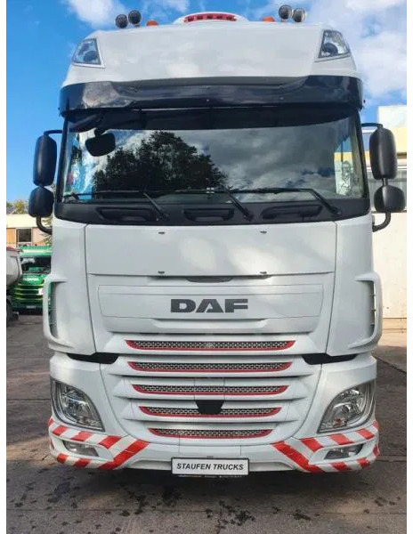DAF XF 106.510 FT 6x2/4 SSC 3-Achser MEGA E6 - Tegljač: slika DAF XF 106.510 FT 6x2/4 SSC 3-Achser MEGA E6 - Tegljač DAF XF 106.510 FT 6x2/4 SSC 3-Achser MEGA E6 - Tegljač: slika DAF XF 106.510 FT 6x2/4 SSC 3-Achser MEGA E6 - Tegljač