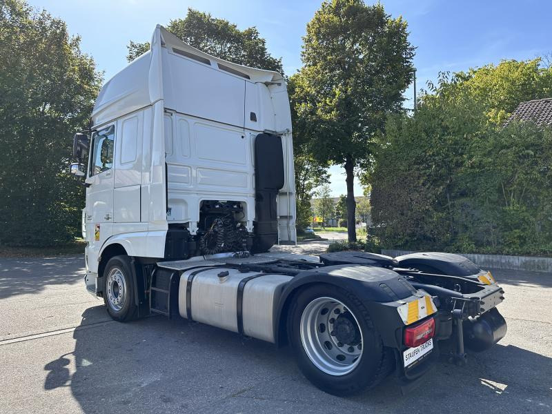 DAF XF 106.510 SSC MEGA Intarder ACC 2x Tank - Tegljač: slika DAF XF 106.510 SSC MEGA Intarder ACC 2x Tank - Tegljač DAF XF 106.510 SSC MEGA Intarder ACC 2x Tank - Tegljač: slika DAF XF 106.510 SSC MEGA Intarder ACC 2x Tank - Tegljač