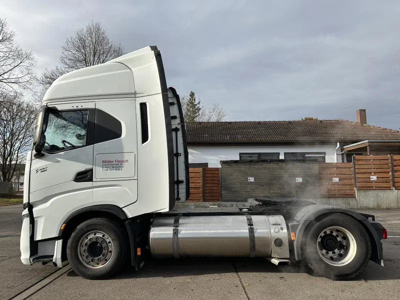 Iveco Stralis S-Way*460*LNG*Retarder*2 Tanks - Tegljač: slika Iveco Stralis S-Way*460*LNG*Retarder*2 Tanks - Tegljač Iveco Stralis S-Way*460*LNG*Retarder*2 Tanks - Tegljač: slika Iveco Stralis S-Way*460*LNG*Retarder*2 Tanks - Tegljač