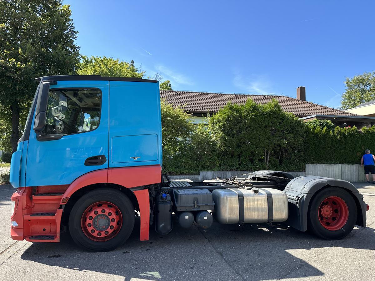 Mercedes Actros 1843 LS Eurolohr Autotransp. SZM Intarder Klima - Tegljač: slika Mercedes Actros 1843 LS Eurolohr Autotransp. SZM Intarder Klima - Tegljač Mercedes Actros 1843 LS Eurolohr Autotransp. SZM Intarder Klima - Tegljač: slika Mercedes Actros 1843 LS Eurolohr Autotransp. SZM Intarder Klima - Tegljač