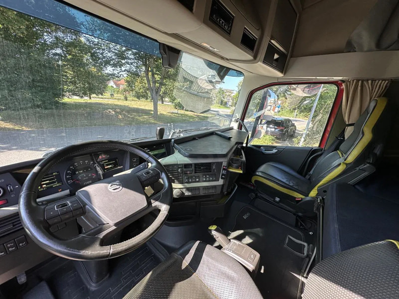 Novi Kamion hladnjača Volvo FH 16 550XL*8x2*Tief Kühlkoffer*ThermoKing*LBW: slika Novi Kamion hladnjača Volvo FH 16 550XL*8x2*Tief Kühlkoffer*ThermoKing*LBW