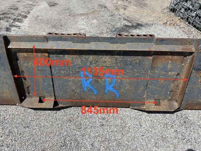 1700mm - Utovarna korpa: slika 1700mm - Utovarna korpa 1700mm - Utovarna korpa: slika 1700mm - Utovarna korpa