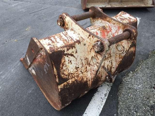 CATERPILLAR 880mm - Korpa za bager: slika CATERPILLAR 880mm - Korpa za bager CATERPILLAR 880mm - Korpa za bager: slika CATERPILLAR 880mm - Korpa za bager