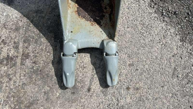 MORIN M3 - 250mm - Korpa za bager: slika MORIN M3 - 250mm - Korpa za bager MORIN M3 - 250mm - Korpa za bager: slika MORIN M3 - 250mm - Korpa za bager