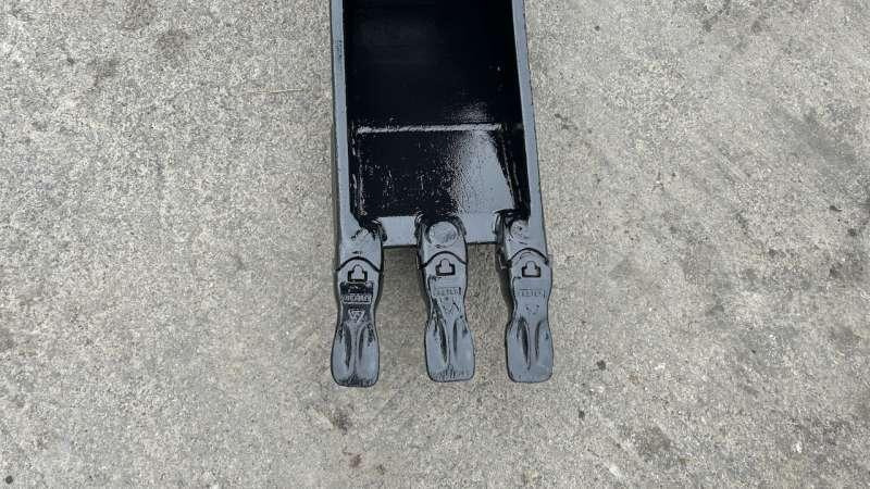 MORIN M3 - Type Banane - 270mm - Korpa za bager: slika MORIN M3 - Type Banane - 270mm - Korpa za bager MORIN M3 - Type Banane - 270mm - Korpa za bager: slika MORIN M3 - Type Banane - 270mm - Korpa za bager