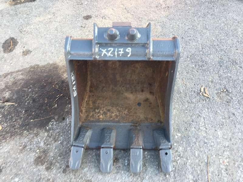 VOLVO 390mm - attache VOLVO 1,5 Tonnes - Korpa za bager: slika VOLVO 390mm - attache VOLVO 1,5 Tonnes - Korpa za bager VOLVO 390mm - attache VOLVO 1,5 Tonnes - Korpa za bager: slika VOLVO 390mm - attache VOLVO 1,5 Tonnes - Korpa za bager