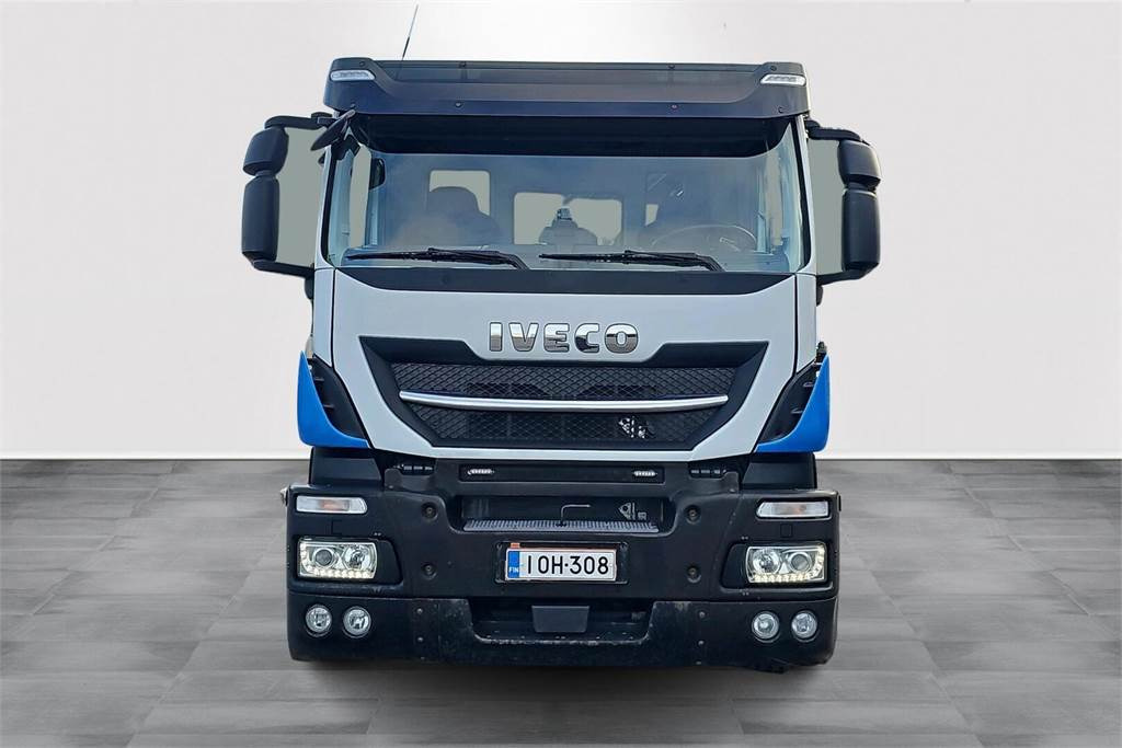Iveco Stralis 480 - Kamion s kranom: slika Iveco Stralis 480 - Kamion s kranom Iveco Stralis 480 - Kamion s kranom: slika Iveco Stralis 480 - Kamion s kranom