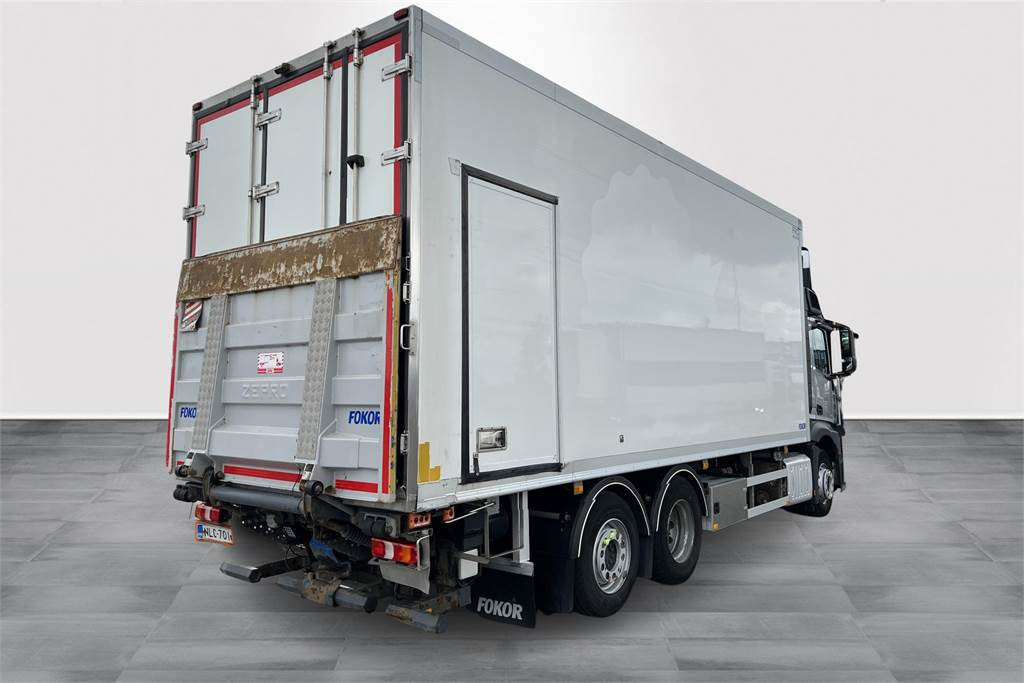 Mercedes-Benz ACTROS 2551 6X2 FRC 06/2027 - Izotermni kamion: slika Mercedes-Benz ACTROS 2551 6X2 FRC 06/2027 - Izotermni kamion Mercedes-Benz ACTROS 2551 6X2 FRC 06/2027 - Izotermni kamion: slika Mercedes-Benz ACTROS 2551 6X2 FRC 06/2027 - Izotermni kamion