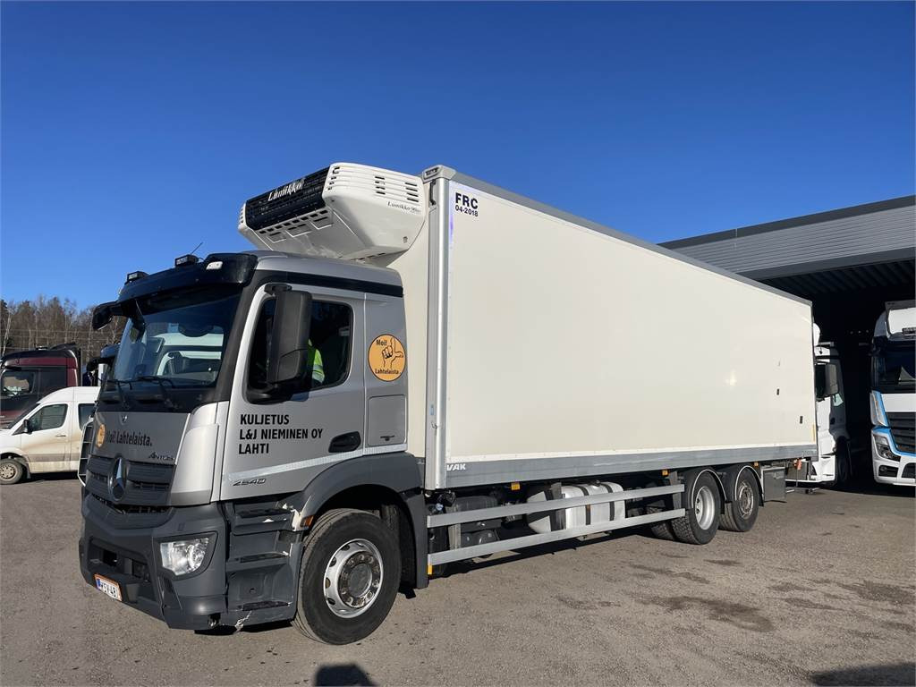 Mercedes-Benz ANTOS 2540 L/6x2 VAK FRC Umpikori - Izotermni kamion: slika Mercedes-Benz ANTOS 2540 L/6x2 VAK FRC Umpikori - Izotermni kamion Mercedes-Benz ANTOS 2540 L/6x2 VAK FRC Umpikori - Izotermni kamion: slika Mercedes-Benz ANTOS 2540 L/6x2 VAK FRC Umpikori - Izotermni kamion
