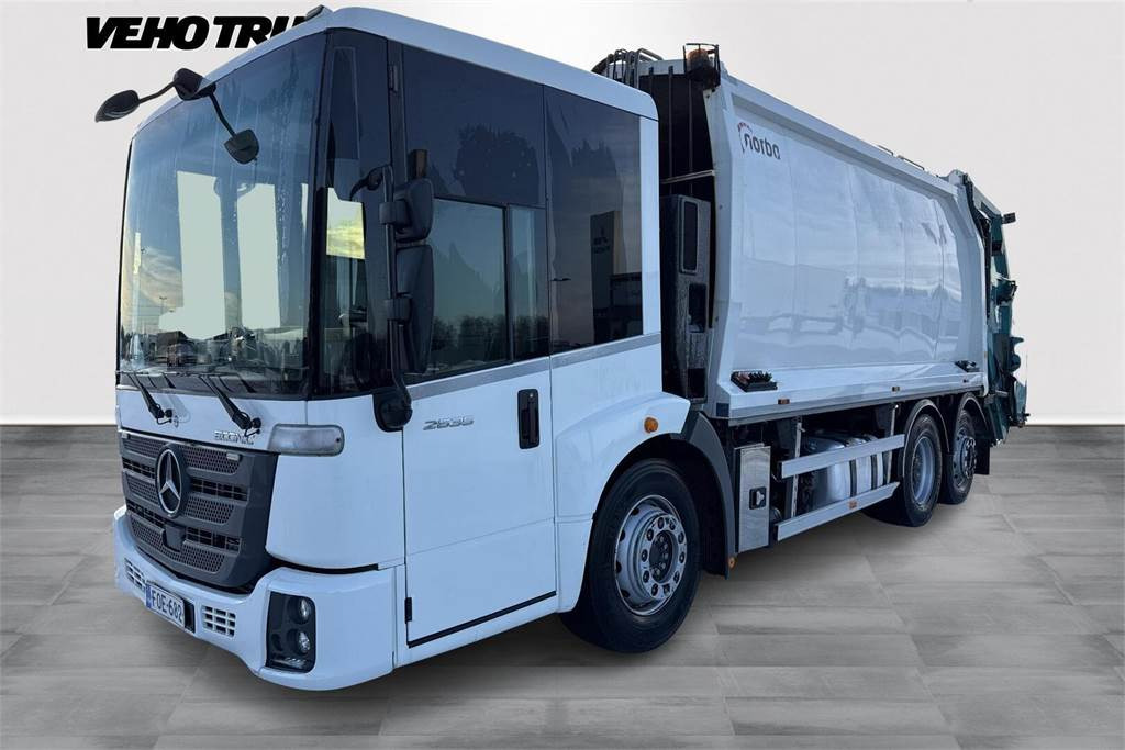 Mercedes-Benz ECONIC 2635 L ENA Norba RL-300 22H25 - Kamion za odvoz smeća: slika Mercedes-Benz ECONIC 2635 L ENA Norba RL-300 22H25 - Kamion za odvoz smeća Mercedes-Benz ECONIC 2635 L ENA Norba RL-300 22H25 - Kamion za odvoz smeća: slika Mercedes-Benz ECONIC 2635 L ENA Norba RL-300 22H25 - Kamion za odvoz smeća