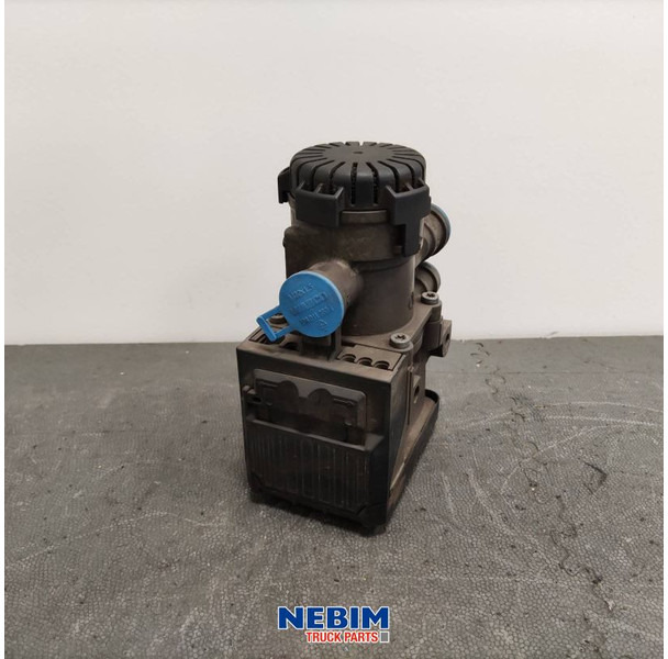 Volvo Volvo - 20828237 - Modulator vooras - Rezervni dijelovi za Kamion: slika Volvo Volvo - 20828237 - Modulator vooras - Rezervni dijelovi za Kamion Volvo Volvo - 20828237 - Modulator vooras - Rezervni dijelovi za Kamion: slika Volvo Volvo - 20828237 - Modulator vooras - Rezervni dijelovi za Kamion