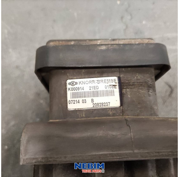 Volvo Volvo - 20828237 - Modulator vooras - Rezervni dijelovi za Kamion: slika Volvo Volvo - 20828237 - Modulator vooras - Rezervni dijelovi za Kamion Volvo Volvo - 20828237 - Modulator vooras - Rezervni dijelovi za Kamion: slika Volvo Volvo - 20828237 - Modulator vooras - Rezervni dijelovi za Kamion