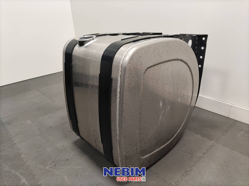 Volvo Volvo - 21516442 - Brandstoftank 240L 58x70x71cm - Rezervni dijelovi za Kamion: slika Volvo Volvo - 21516442 - Brandstoftank 240L 58x70x71cm - Rezervni dijelovi za Kamion Volvo Volvo - 21516442 - Brandstoftank 240L 58x70x71cm - Rezervni dijelovi za Kamion: slika Volvo Volvo - 21516442 - Brandstoftank 240L 58x70x71cm - Rezervni dijelovi za Kamion