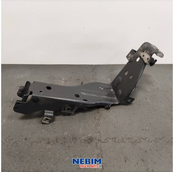 Volvo Volvo - 84058023 - Steun koplamp rechts - Rezervni dijelovi za Kamion: slika Volvo Volvo - 84058023 - Steun koplamp rechts - Rezervni dijelovi za Kamion Volvo Volvo - 84058023 - Steun koplamp rechts - Rezervni dijelovi za Kamion: slika Volvo Volvo - 84058023 - Steun koplamp rechts - Rezervni dijelovi za Kamion