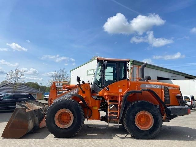 Doosan DL 300-3 (12005349) - Utovarivač na kotačima: slika Doosan DL 300-3 (12005349) - Utovarivač na kotačima Doosan DL 300-3 (12005349) - Utovarivač na kotačima: slika Doosan DL 300-3 (12005349) - Utovarivač na kotačima