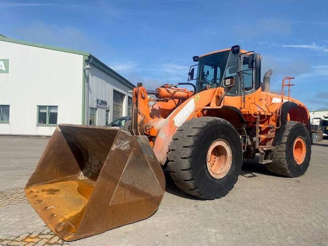 Doosan DL 420 (12005350) - Utovarivač na kotačima: slika Doosan DL 420 (12005350) - Utovarivač na kotačima Doosan DL 420 (12005350) - Utovarivač na kotačima: slika Doosan DL 420 (12005350) - Utovarivač na kotačima