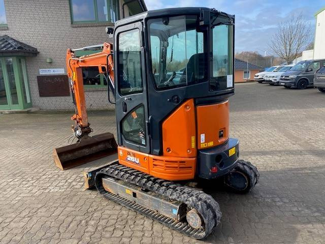 Hitachi ZX 26 U-6 MIETE / RENTAL (12002050) - Mini bager: slika Hitachi ZX 26 U-6 MIETE / RENTAL (12002050) - Mini bager Hitachi ZX 26 U-6 MIETE / RENTAL (12002050) - Mini bager: slika Hitachi ZX 26 U-6 MIETE / RENTAL (12002050) - Mini bager
