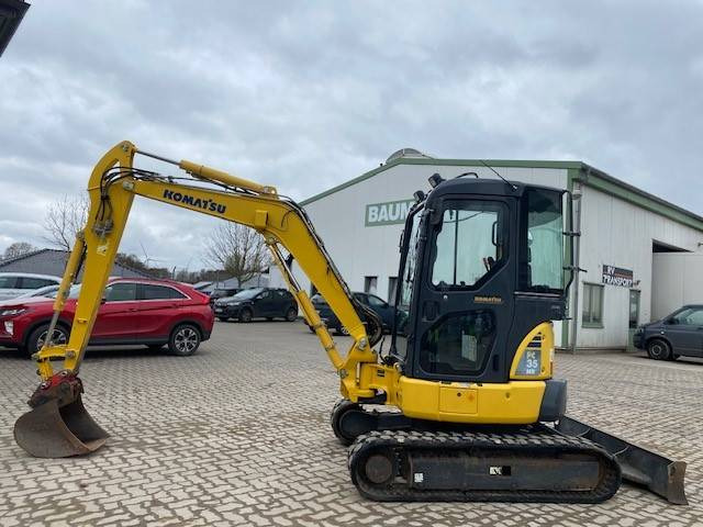 Komatsu PC 35 MR-3 (12005328) - Mini bager: slika Komatsu PC 35 MR-3 (12005328) - Mini bager Komatsu PC 35 MR-3 (12005328) - Mini bager: slika Komatsu PC 35 MR-3 (12005328) - Mini bager
