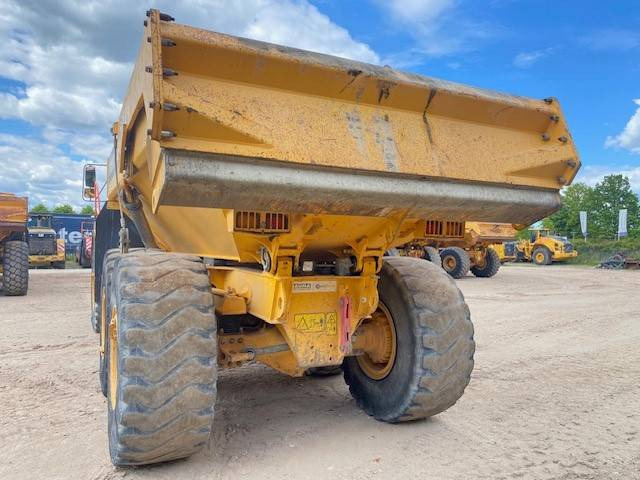 Volvo A 25 G MIETE / RENTAL (12001029) - Zglobni istovarivač: slika Volvo A 25 G MIETE / RENTAL (12001029) - Zglobni istovarivač Volvo A 25 G MIETE / RENTAL (12001029) - Zglobni istovarivač: slika Volvo A 25 G MIETE / RENTAL (12001029) - Zglobni istovarivač