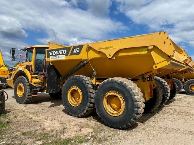 Volvo A 25 G MIETE / RENTAL (12001045) - Zglobni istovarivač: slika Volvo A 25 G MIETE / RENTAL (12001045) - Zglobni istovarivač Volvo A 25 G MIETE / RENTAL (12001045) - Zglobni istovarivač: slika Volvo A 25 G MIETE / RENTAL (12001045) - Zglobni istovarivač