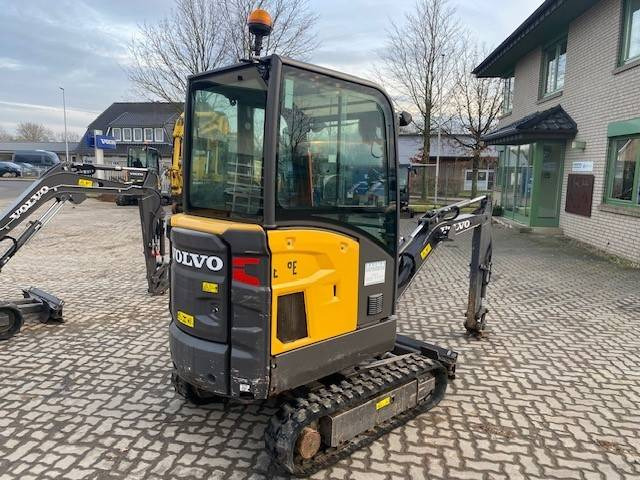 Volvo EC 18 E MIETE / RENTAL (12001517) - Mini bager: slika Volvo EC 18 E MIETE / RENTAL (12001517) - Mini bager Volvo EC 18 E MIETE / RENTAL (12001517) - Mini bager: slika Volvo EC 18 E MIETE / RENTAL (12001517) - Mini bager