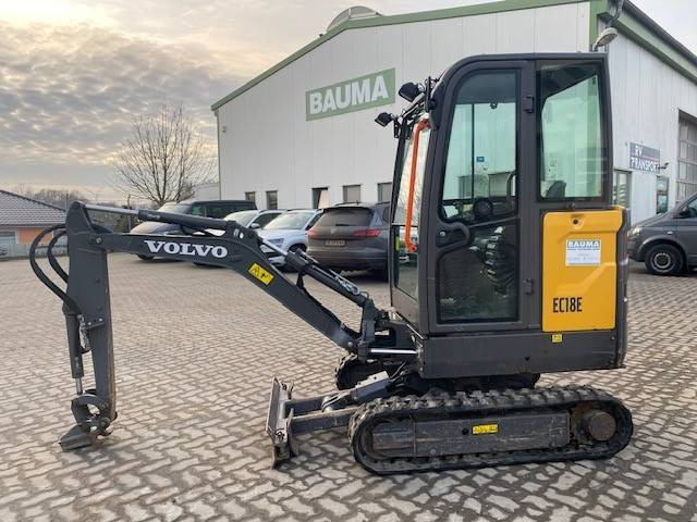 Volvo EC 18 E MIETE / RENTAL (12001517) - Mini bager: slika Volvo EC 18 E MIETE / RENTAL (12001517) - Mini bager Volvo EC 18 E MIETE / RENTAL (12001517) - Mini bager: slika Volvo EC 18 E MIETE / RENTAL (12001517) - Mini bager