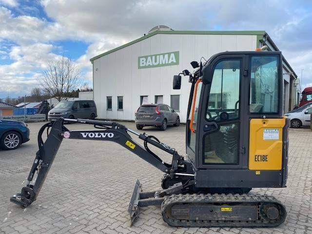 Volvo EC 18 E MIETE / RENTAL (12001760) - Mini bager: slika Volvo EC 18 E MIETE / RENTAL (12001760) - Mini bager Volvo EC 18 E MIETE / RENTAL (12001760) - Mini bager: slika Volvo EC 18 E MIETE / RENTAL (12001760) - Mini bager