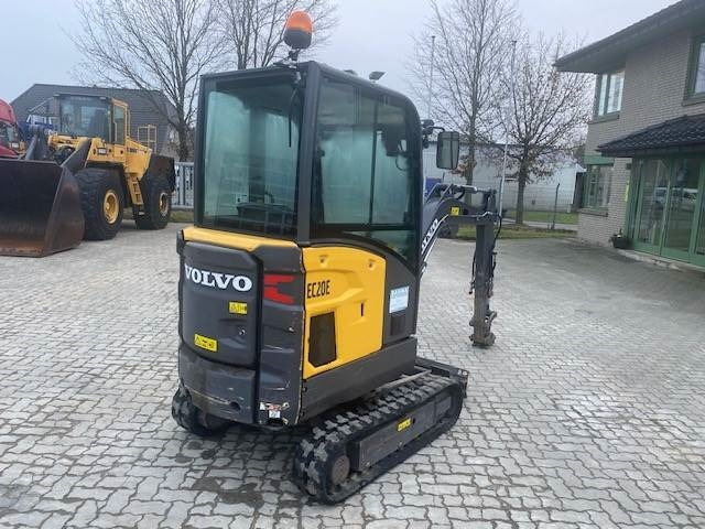 Volvo EC 20 E MIETE / RENTAL (12001805) - Mini bager: slika Volvo EC 20 E MIETE / RENTAL (12001805) - Mini bager Volvo EC 20 E MIETE / RENTAL (12001805) - Mini bager: slika Volvo EC 20 E MIETE / RENTAL (12001805) - Mini bager