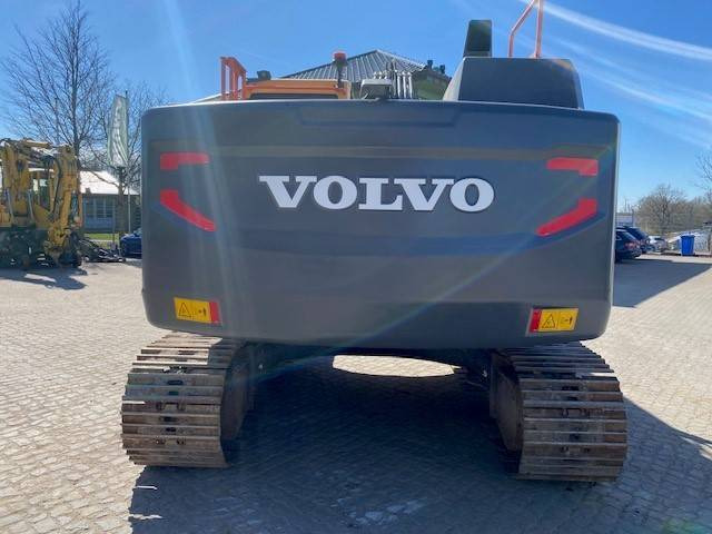 Volvo EC 220 E L MIETE / RENTAL (12001050) - Bager gusjeničar: slika Volvo EC 220 E L MIETE / RENTAL (12001050) - Bager gusjeničar Volvo EC 220 E L MIETE / RENTAL (12001050) - Bager gusjeničar: slika Volvo EC 220 E L MIETE / RENTAL (12001050) - Bager gusjeničar