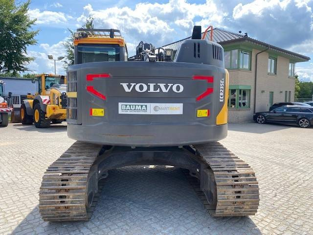 Volvo ECR 235 E L MIETE / RENTAL (12001016) - Bager gusjeničar: slika Volvo ECR 235 E L MIETE / RENTAL (12001016) - Bager gusjeničar Volvo ECR 235 E L MIETE / RENTAL (12001016) - Bager gusjeničar: slika Volvo ECR 235 E L MIETE / RENTAL (12001016) - Bager gusjeničar