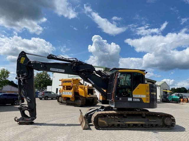 Volvo ECR 235 E L MIETE / RENTAL (12001016) - Bager gusjeničar: slika Volvo ECR 235 E L MIETE / RENTAL (12001016) - Bager gusjeničar Volvo ECR 235 E L MIETE / RENTAL (12001016) - Bager gusjeničar: slika Volvo ECR 235 E L MIETE / RENTAL (12001016) - Bager gusjeničar