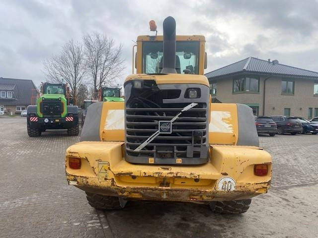 Volvo L 120 E (12005672) - Utovarivač na kotačima: slika Volvo L 120 E (12005672) - Utovarivač na kotačima Volvo L 120 E (12005672) - Utovarivač na kotačima: slika Volvo L 120 E (12005672) - Utovarivač na kotačima