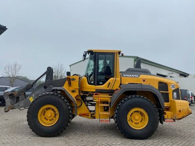 Volvo L 120 H A/C, BSS, ZSA, 3. Kr., SW (12005212) - Utovarivač na kotačima: slika Volvo L 120 H A/C, BSS, ZSA, 3. Kr., SW (12005212) - Utovarivač na kotačima Volvo L 120 H A/C, BSS, ZSA, 3. Kr., SW (12005212) - Utovarivač na kotačima: slika Volvo L 120 H A/C, BSS, ZSA, 3. Kr., SW (12005212) - Utovarivač na kotačima