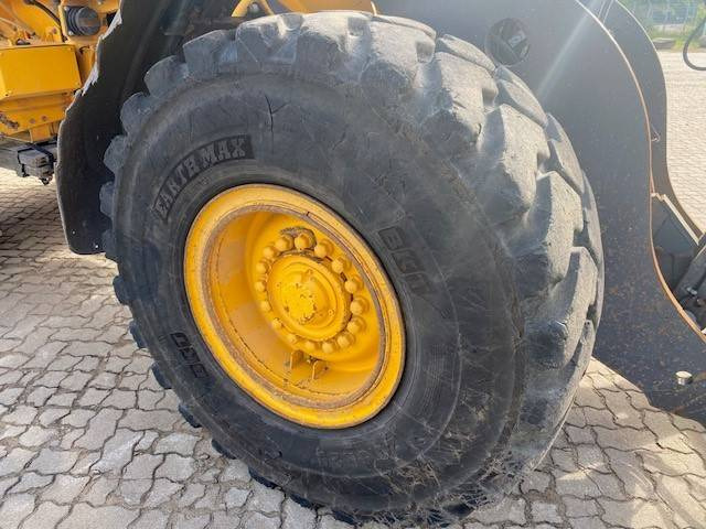 Zakup Volvo L 90 H MIETE / RENTAL (12002215) Volvo L 90 H MIETE / RENTAL (12002215): slika Zakup Volvo L 90 H MIETE / RENTAL (12002215) Volvo L 90 H MIETE / RENTAL (12002215)