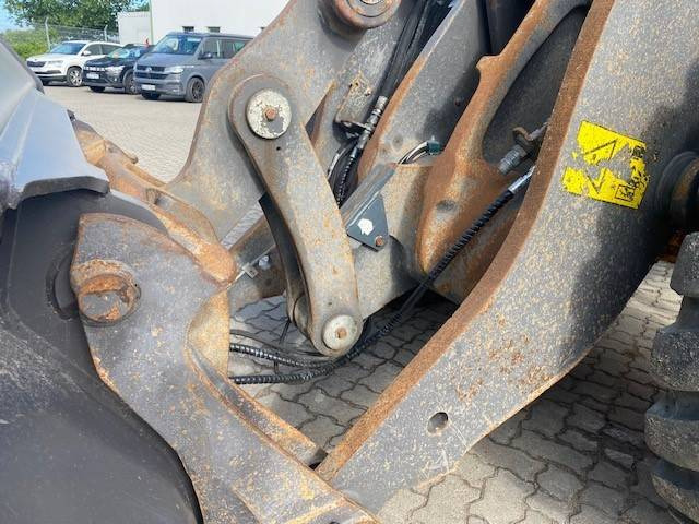 Zakup Volvo L 90 H MIETE / RENTAL (12002215) Volvo L 90 H MIETE / RENTAL (12002215): slika Zakup Volvo L 90 H MIETE / RENTAL (12002215) Volvo L 90 H MIETE / RENTAL (12002215)
