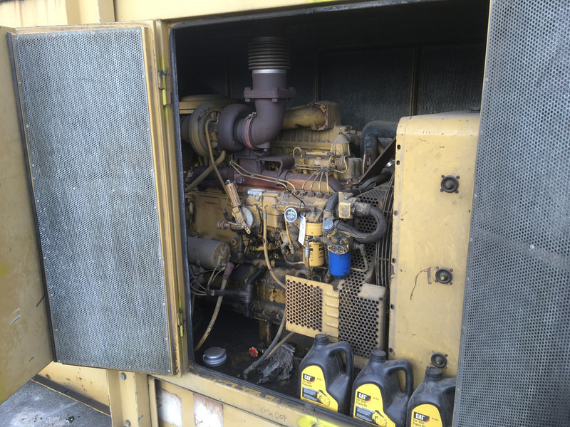 Generatorski set Caterpillar 3306B GENERATOR 225KVA USED: slika Generatorski set Caterpillar 3306B GENERATOR 225KVA USED Generatorski set Caterpillar 3306B GENERATOR 225KVA USED: slika Generatorski set Caterpillar 3306B GENERATOR 225KVA USED