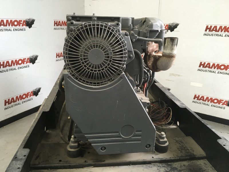 Deutz BF4L2011 GENERATOR 40KVA NEW - Generatorski set: slika Deutz BF4L2011 GENERATOR 40KVA NEW - Generatorski set Deutz BF4L2011 GENERATOR 40KVA NEW - Generatorski set: slika Deutz BF4L2011 GENERATOR 40KVA NEW - Generatorski set