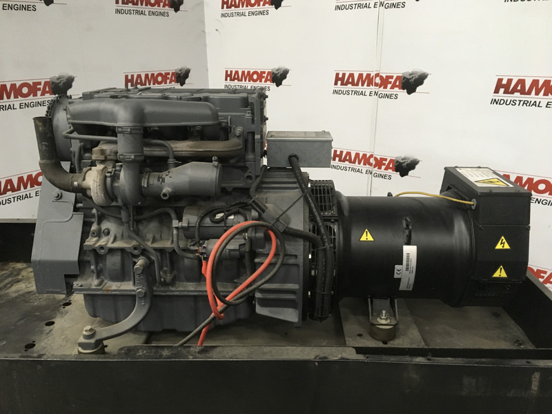 Deutz BF4L2011 GENERATOR 40KVA NEW - Generatorski set: slika Deutz BF4L2011 GENERATOR 40KVA NEW - Generatorski set Deutz BF4L2011 GENERATOR 40KVA NEW - Generatorski set: slika Deutz BF4L2011 GENERATOR 40KVA NEW - Generatorski set