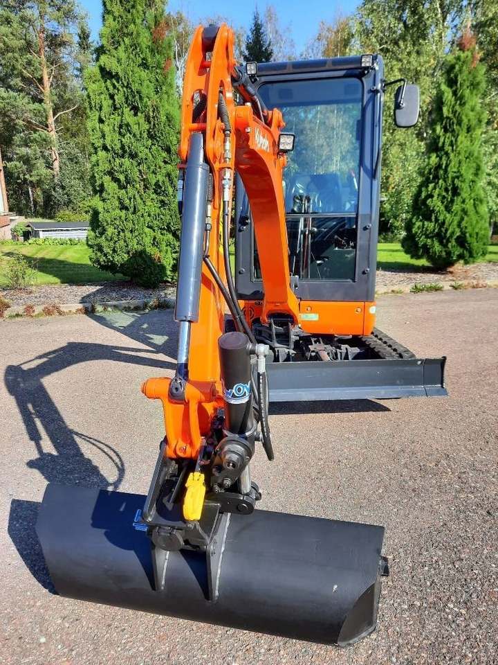 Kubota KX016-4 - Mini bager: slika Kubota KX016-4 - Mini bager Kubota KX016-4 - Mini bager: slika Kubota KX016-4 - Mini bager
