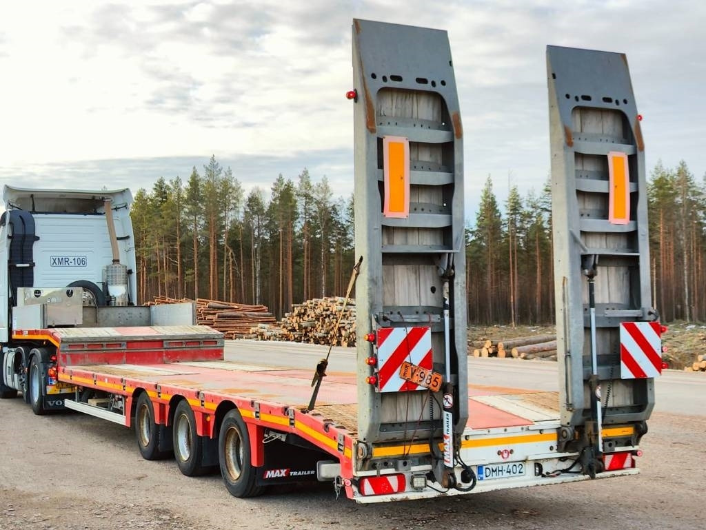 MAX Trailer ppv - Poluprikolica s niskim utovarivačem: slika MAX Trailer ppv - Poluprikolica s niskim utovarivačem MAX Trailer ppv - Poluprikolica s niskim utovarivačem: slika MAX Trailer ppv - Poluprikolica s niskim utovarivačem