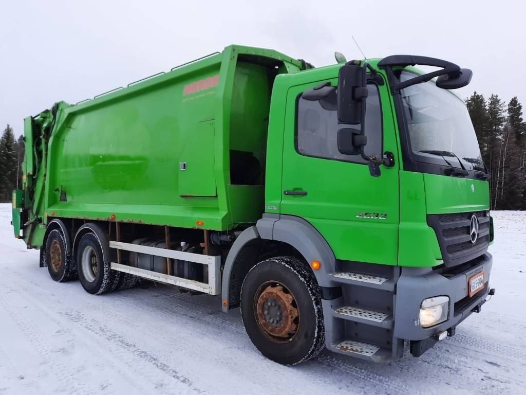 Mercedes-Benz Axor 2533 - Kamion za odvoz smeća: slika Mercedes-Benz Axor 2533 - Kamion za odvoz smeća Mercedes-Benz Axor 2533 - Kamion za odvoz smeća: slika Mercedes-Benz Axor 2533 - Kamion za odvoz smeća
