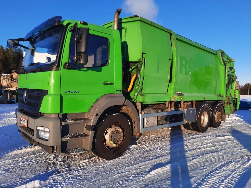 Mercedes-Benz Axor 2533 - Kamion za odvoz smeća: slika Mercedes-Benz Axor 2533 - Kamion za odvoz smeća Mercedes-Benz Axor 2533 - Kamion za odvoz smeća: slika Mercedes-Benz Axor 2533 - Kamion za odvoz smeća