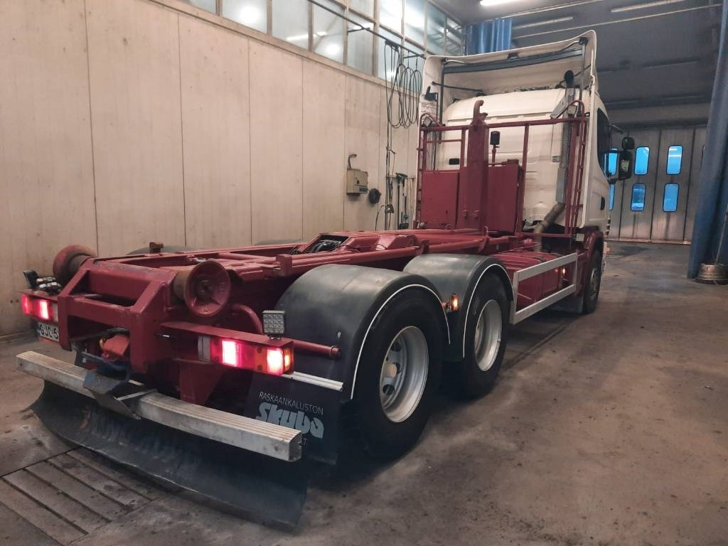 Scania R 144 - Kamion s kukastom dizalicom: slika Scania R 144 - Kamion s kukastom dizalicom Scania R 144 - Kamion s kukastom dizalicom: slika Scania R 144 - Kamion s kukastom dizalicom