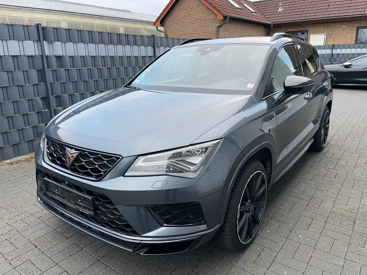 Cupra Ateca 2.0 TSi 4Drive - SUV: slika Cupra Ateca 2.0 TSi 4Drive - SUV Cupra Ateca 2.0 TSi 4Drive - SUV: slika Cupra Ateca 2.0 TSi 4Drive - SUV