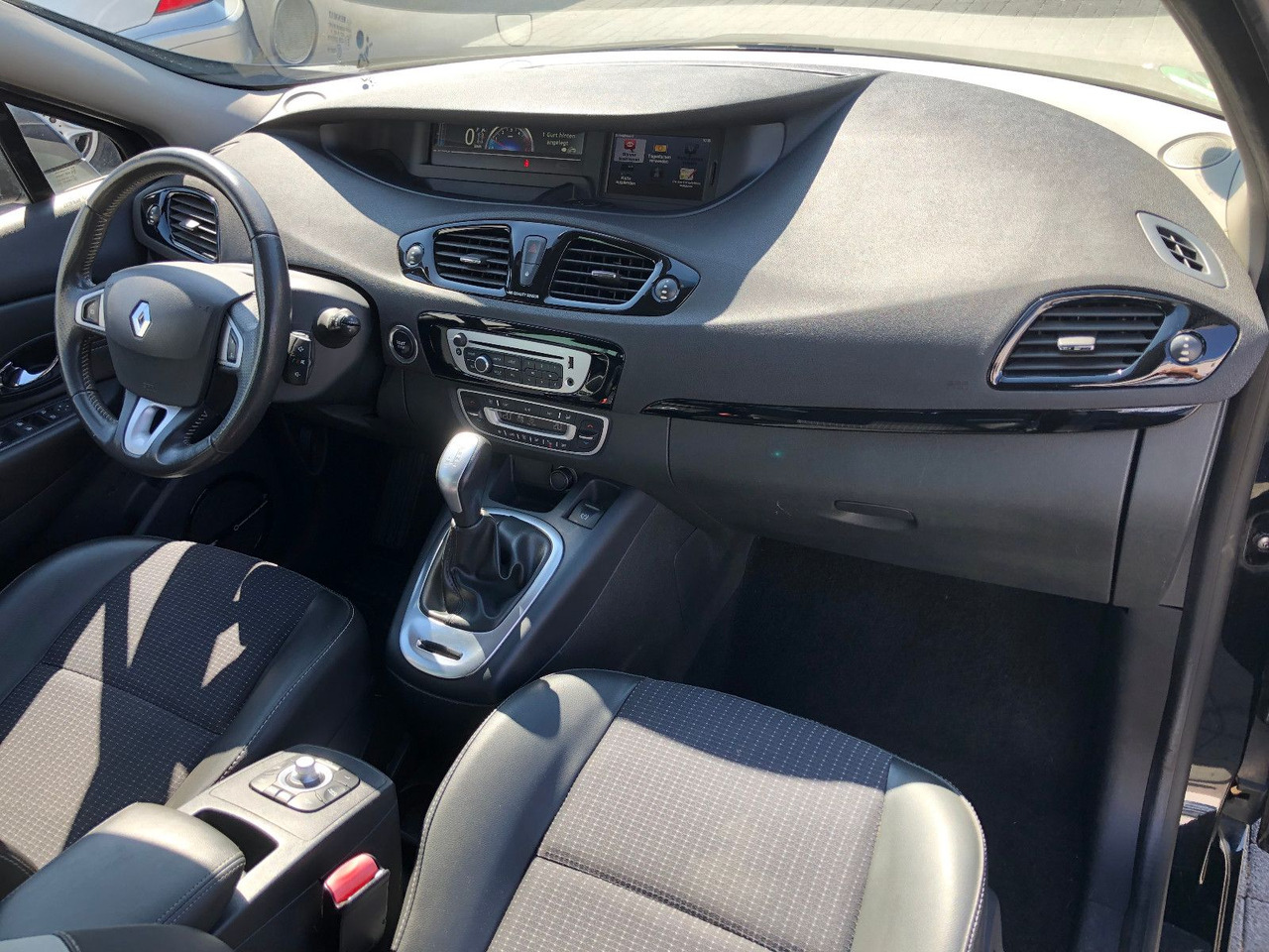 Zakup Renault Scenic Grand 2.0 dCi 150 BOSE Edition,Automatik Renault Scenic Grand 2.0 dCi 150 BOSE Edition,Automatik: slika Zakup Renault Scenic Grand 2.0 dCi 150 BOSE Edition,Automatik Renault Scenic Grand 2.0 dCi 150 BOSE Edition,Automatik Zakup Renault Scenic Grand 2.0 dCi 150 BOSE Edition,Automatik Renault Scenic Grand 2.0 dCi 150 BOSE Edition,Automatik: slika Zakup Renault Scenic Grand 2.0 dCi 150 BOSE Edition,Automatik Renault Scenic Grand 2.0 dCi 150 BOSE Edition,Automatik
