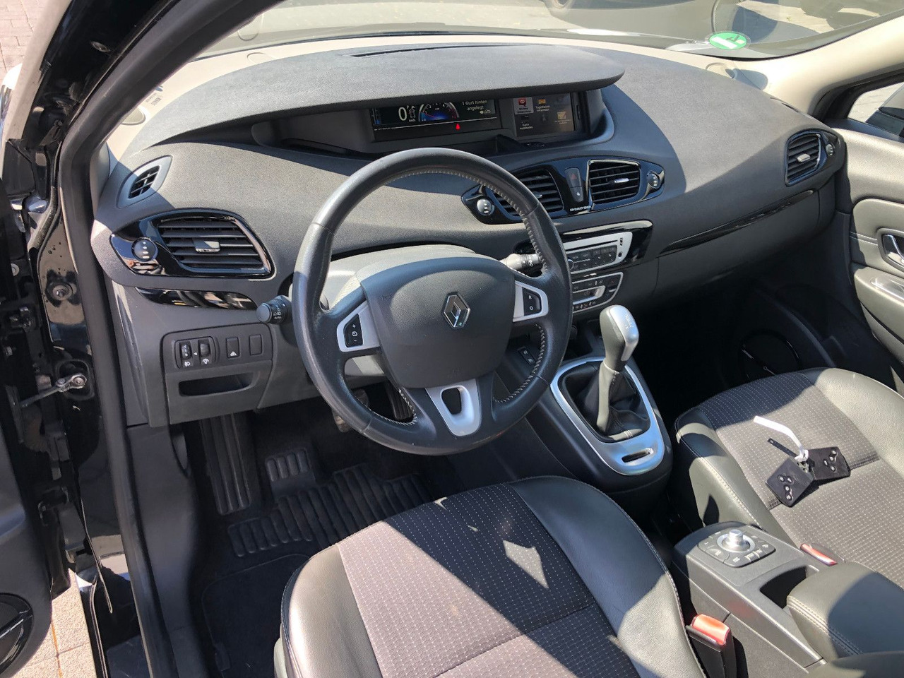 Zakup Renault Scenic Grand 2.0 dCi 150 BOSE Edition,Automatik Renault Scenic Grand 2.0 dCi 150 BOSE Edition,Automatik: slika Zakup Renault Scenic Grand 2.0 dCi 150 BOSE Edition,Automatik Renault Scenic Grand 2.0 dCi 150 BOSE Edition,Automatik Zakup Renault Scenic Grand 2.0 dCi 150 BOSE Edition,Automatik Renault Scenic Grand 2.0 dCi 150 BOSE Edition,Automatik: slika Zakup Renault Scenic Grand 2.0 dCi 150 BOSE Edition,Automatik Renault Scenic Grand 2.0 dCi 150 BOSE Edition,Automatik