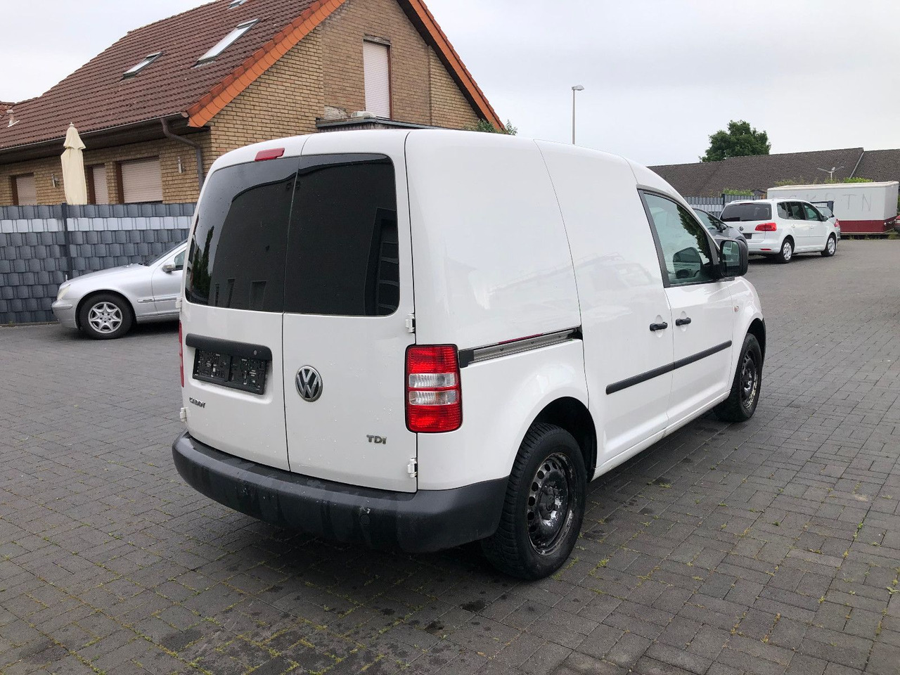 Volkswagen Caddy 1.6 TDi EcoProfi - Mali kombi: slika Volkswagen Caddy 1.6 TDi EcoProfi - Mali kombi Volkswagen Caddy 1.6 TDi EcoProfi - Mali kombi: slika Volkswagen Caddy 1.6 TDi EcoProfi - Mali kombi